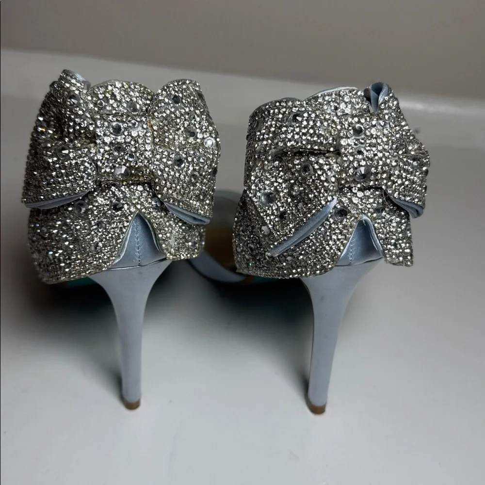 BETSEY JOHNSON X DB Satin Peep Toe Stiletto Pumps with Sequin Bow 7.5 heels - Picture 3 of 8